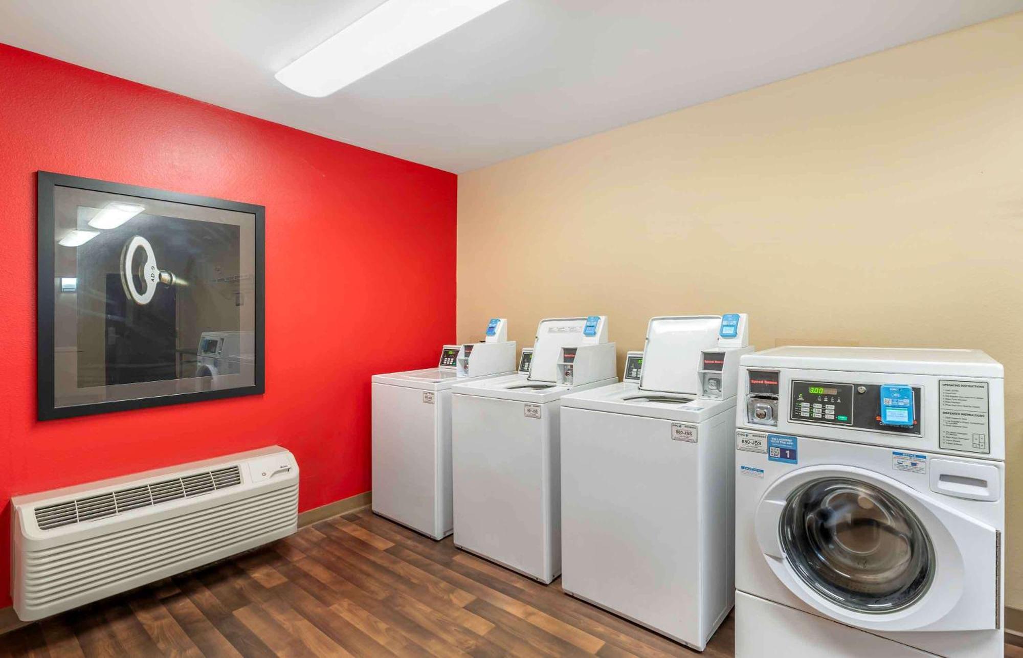 Extended Stay America Suites - Hampton - Coliseum Eksteriør bilde
