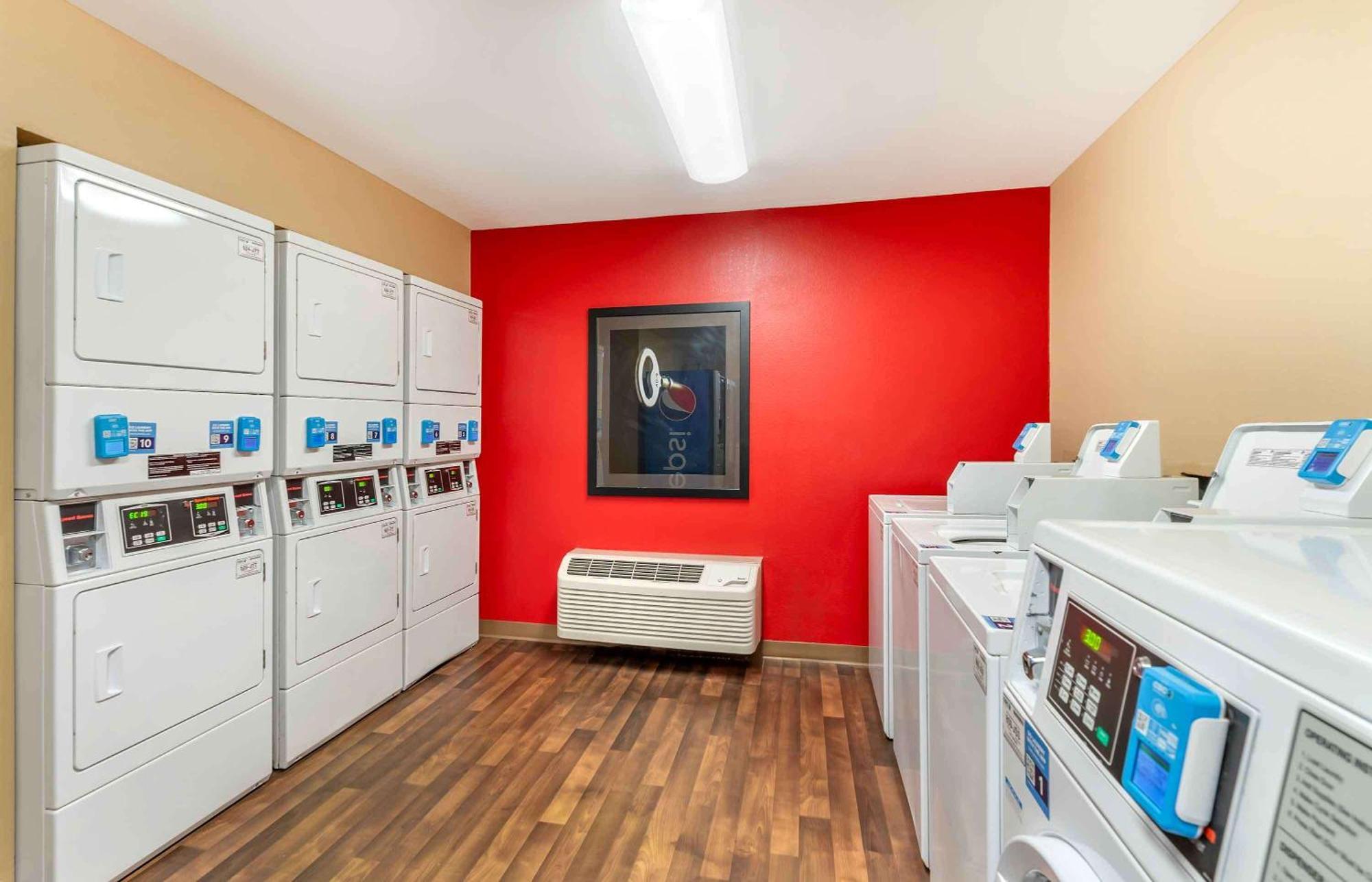 Extended Stay America Suites - Hampton - Coliseum Eksteriør bilde
