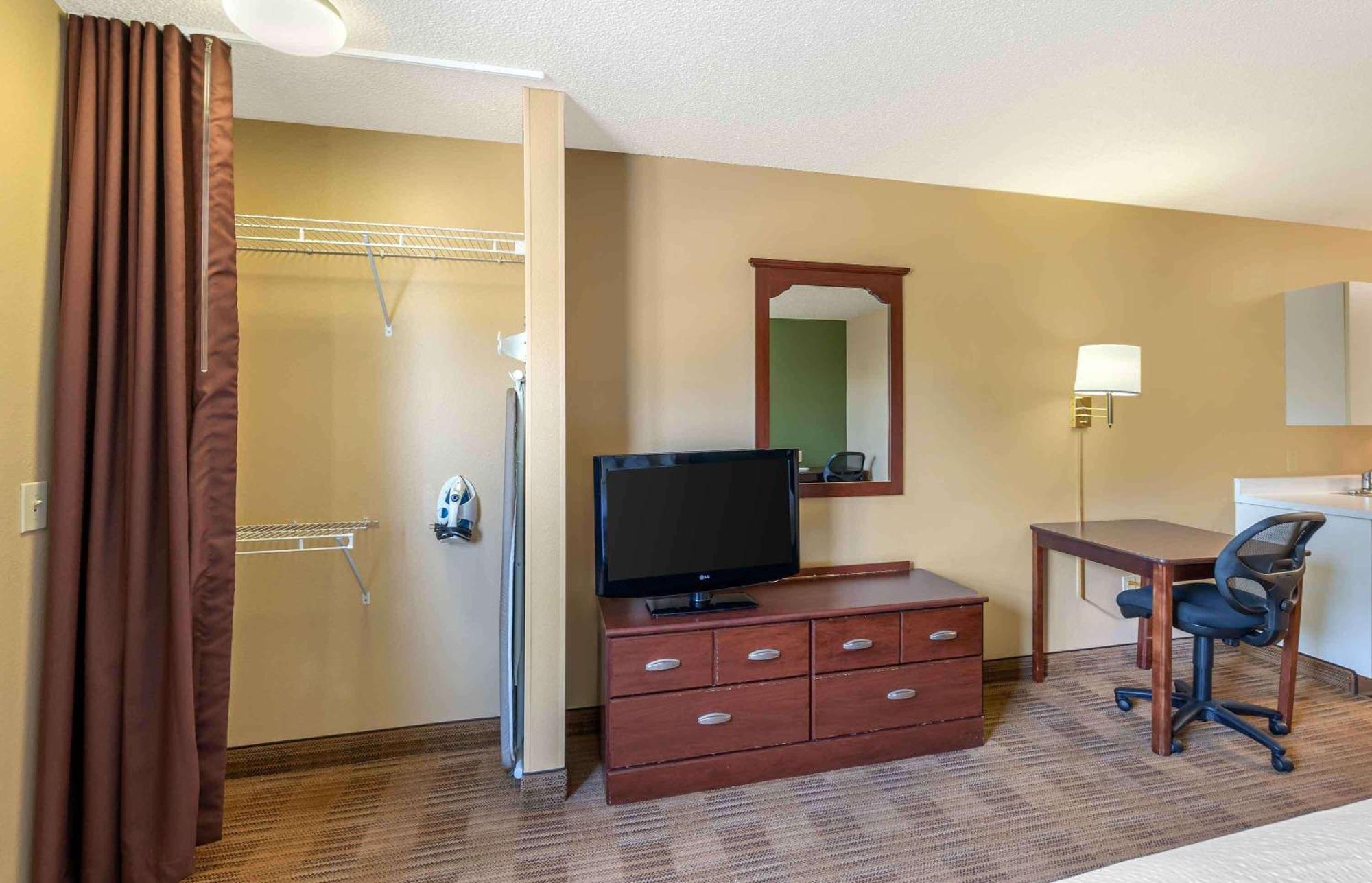 Extended Stay America Suites - Hampton - Coliseum Eksteriør bilde